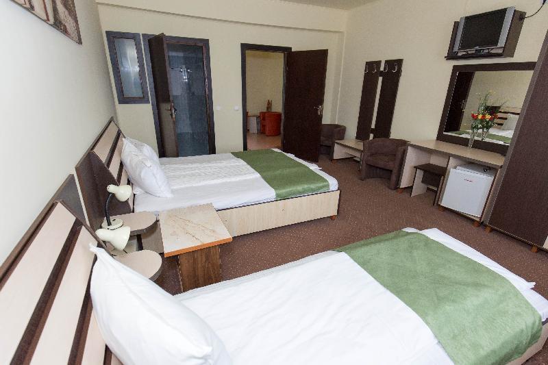 Pension Varadia Орадя Экстерьер фото