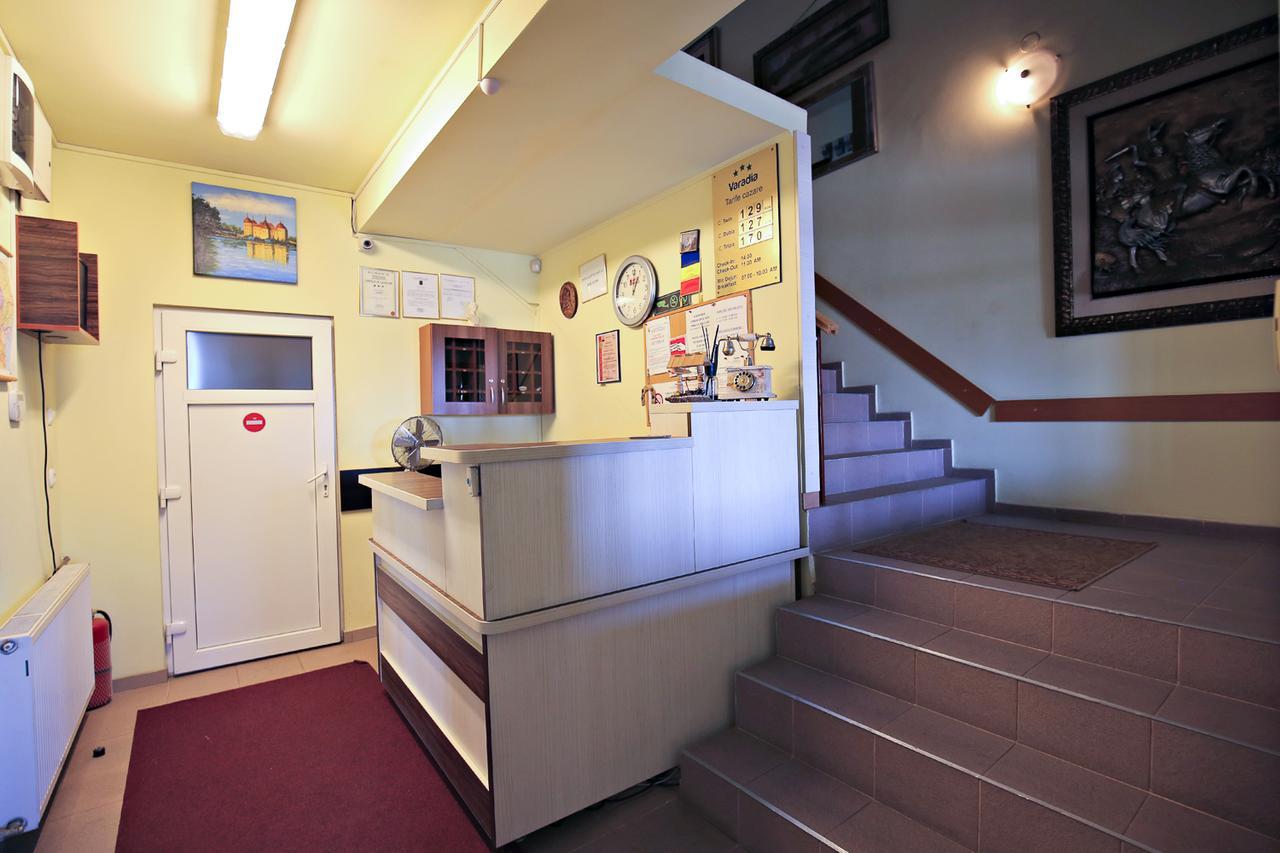 Pension Varadia Орадя Экстерьер фото